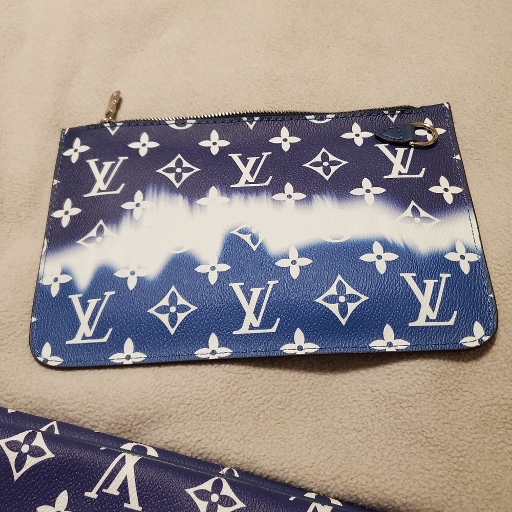 LV - Picture 3 of 6